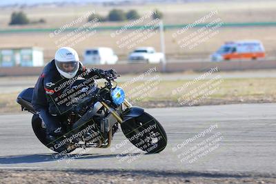 media/Feb-05-2023-Classic Track Day (Sun) [[c35aca4a42]]/Group 2/session 4 turn 4/